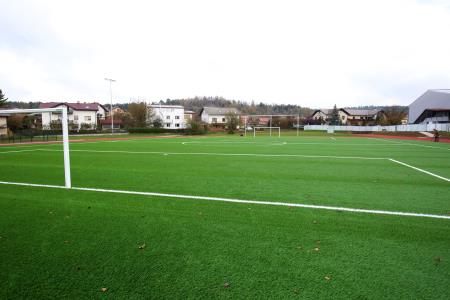 NOVO IGRIŠČE PRI OŠ CERKNICA 03 FOTO LJUBO VUKELIČ